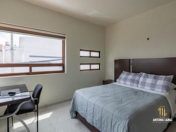 Casa en Venta en Lomas de San Alfonso con cuatro recámaras