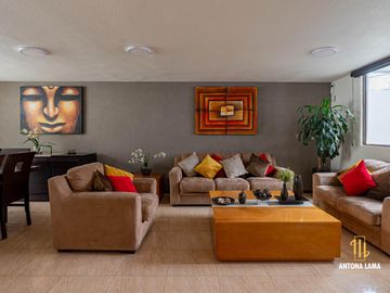Casa en Venta en Lomas de San Alfonso con cuatro recámaras