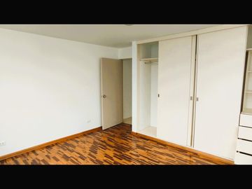 VENTA DEPARTAMENTO 133 M2 URB PANDO LIMA