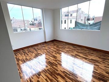 VENTA DEPARTAMENTO 133 M2 URB PANDO LIMA