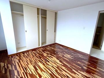 VENTA DEPARTAMENTO 133 M2 URB PANDO LIMA