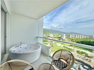 Apartasuite con balcón y jacuzzi en pozos colorados