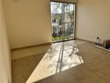VENTA o ALQUILER CASA  EN CLAYTON 246 M2 PH EMBASSY GARDEN MLD