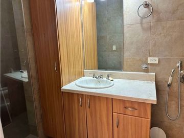 VENTA o ALQUILER CASA  EN CLAYTON 246 M2 PH EMBASSY GARDEN MLD