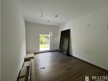 VENTA EDIFICIO Y TERRENOS EN ALBROOK (7)