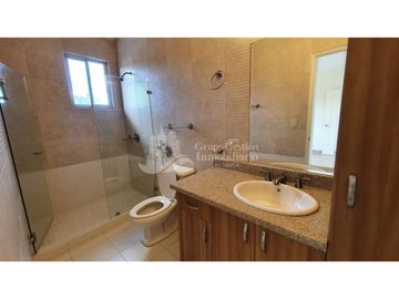 CASA EN CLAYTON EMBASSY GARDENS 300M2 DISPONIBLE EN JILIO JP