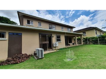 CASA EN CLAYTON EMBASSY GARDENS 300M2 DISPONIBLE EN JILIO JP