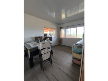 CERRO AZUL / 2000M / 2 NIVELES / 4 HABITACIONES / CAMPESTRE
