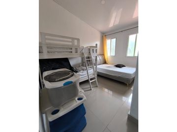CERRO AZUL / 2000M / 2 NIVELES / 4 HABITACIONES / CAMPESTRE