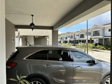 Brisas del Golf Residencia en venta en Aventura Paseo del Norte