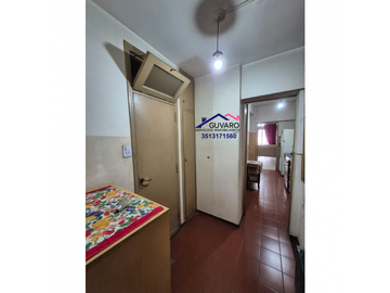 Se Vende  Dpto Centrico de 2 DOR.y Dep. de Servicio. c/baño