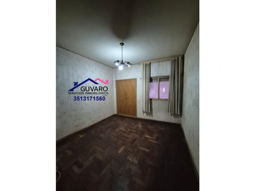 Se Vende  Dpto Centrico de 2 DOR.y Dep. de Servicio. c/baño