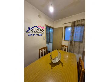 Se Vende  Dpto Centrico de 2 DOR.y Dep. de Servicio. c/baño