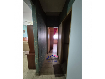 Se Vende  Dpto Centrico de 2 DOR.y Dep. de Servicio. c/baño