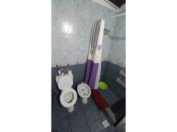 Casa en venta sobre terreno de 740 m2 totales. Cel. 223542----