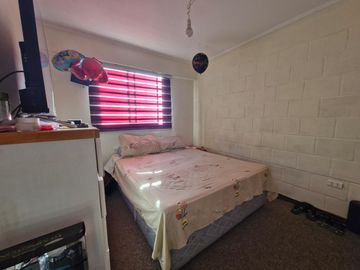 Grace Kelm vende Depto de 3 dorm 1 Baño C/ estacionamiento en Maipú
