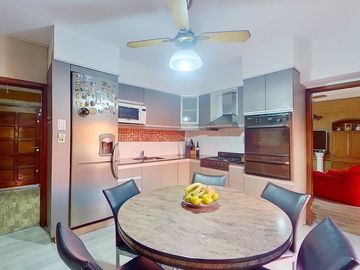 VENTA CASA 5 AMB PATIO Y COCHERA VILLA LUZURIAGA