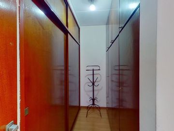 VENTA CASA 5 AMB PATIO Y COCHERA VILLA LUZURIAGA