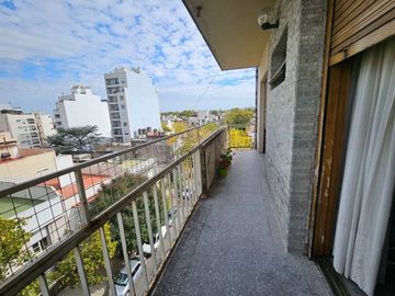 Venta depto frente 3 ambientes cochera Mataderos