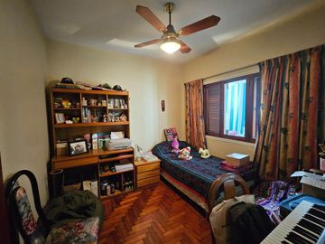 Venta depto frente 3 ambientes cochera Mataderos