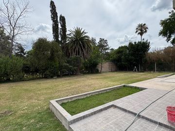QUINTA A ESTRENAR EN VENTA LOTE 1600 LA REJA
