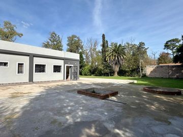 QUINTA A ESTRENAR EN VENTA LOTE 1600 LA REJA