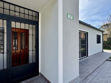 QUINTA A ESTRENAR EN VENTA LOTE 1600 LA REJA