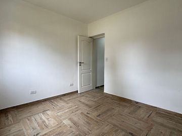 QUINTA A ESTRENAR EN VENTA LOTE 1600 LA REJA