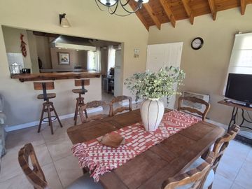 VENTA CASA 4 AMBIENTES COUNTRY BANCO PROVINCIA