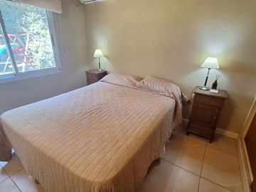 VENTA CASA 4 AMBIENTES COUNTRY BANCO PROVINCIA