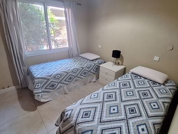 VENTA CASA 4 AMBIENTES COUNTRY BANCO PROVINCIA