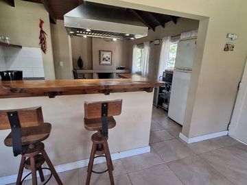 VENTA CASA 4 AMBIENTES COUNTRY BANCO PROVINCIA
