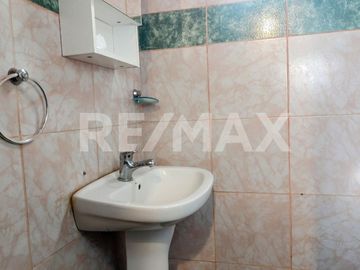 CASA 3 DORMITORIOS EN VENTA B° LAS BRISAS PLOTTIER