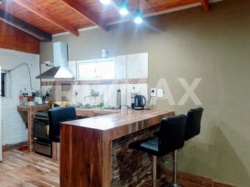 CASA 3 DORMITORIOS EN VENTA B° LAS BRISAS PLOTTIER