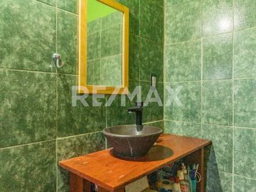 CASA 3 DORMITORIOS EN VENTA B° LAS BRISAS PLOTTIER