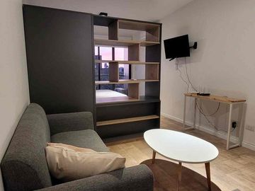 Venta monoambiente moderno amoblado