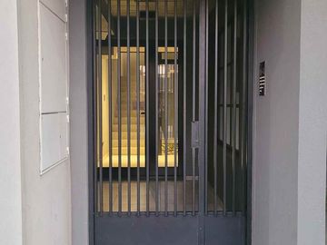 Venta monoambiente moderno amoblado