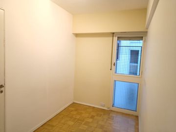 Venta depto 3 ambientes Recoleta escritorio balcón