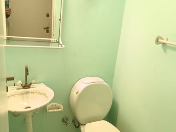 Venta depto 3 ambientes Recoleta escritorio balcón