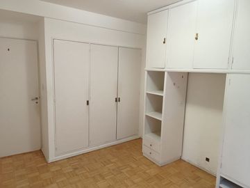 Venta depto 3 ambientes Recoleta escritorio balcón