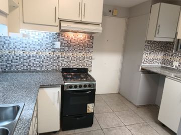 Venta depto 3 ambientes Recoleta escritorio balcón