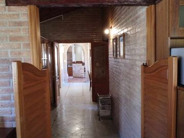 VENTA CASA QUINTA EN EL QUEBRACHAL, CORDOBA CAP.