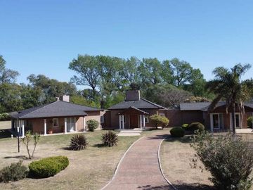 VENTA CASA QUINTA EN EL QUEBRACHAL, CORDOBA CAP.