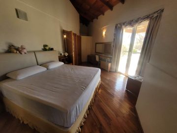 VENTA CASA QUINTA EN EL QUEBRACHAL, CORDOBA CAP.
