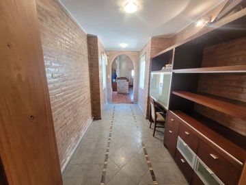 VENTA CASA QUINTA EN EL QUEBRACHAL, CORDOBA CAP.