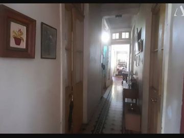 Casa en Venta en Con esquina nor-oeste de Calle Victoria