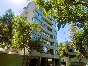 Departamento en Venta en AMPLIO / A CUADRAS DE PROVIDENCIA