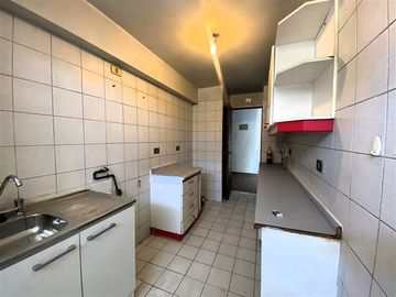 Departamento en Venta en AMPLIO / A CUADRAS DE PROVIDENCIA