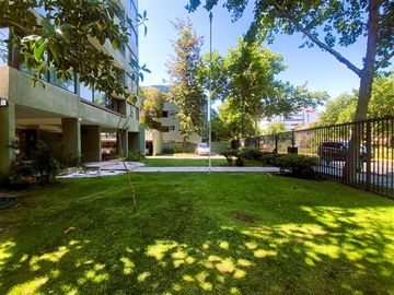 Departamento en Venta en AMPLIO / A CUADRAS DE PROVIDENCIA