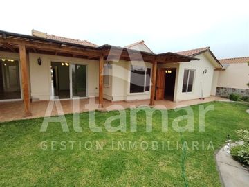 Casa en Venta en Serena Golf